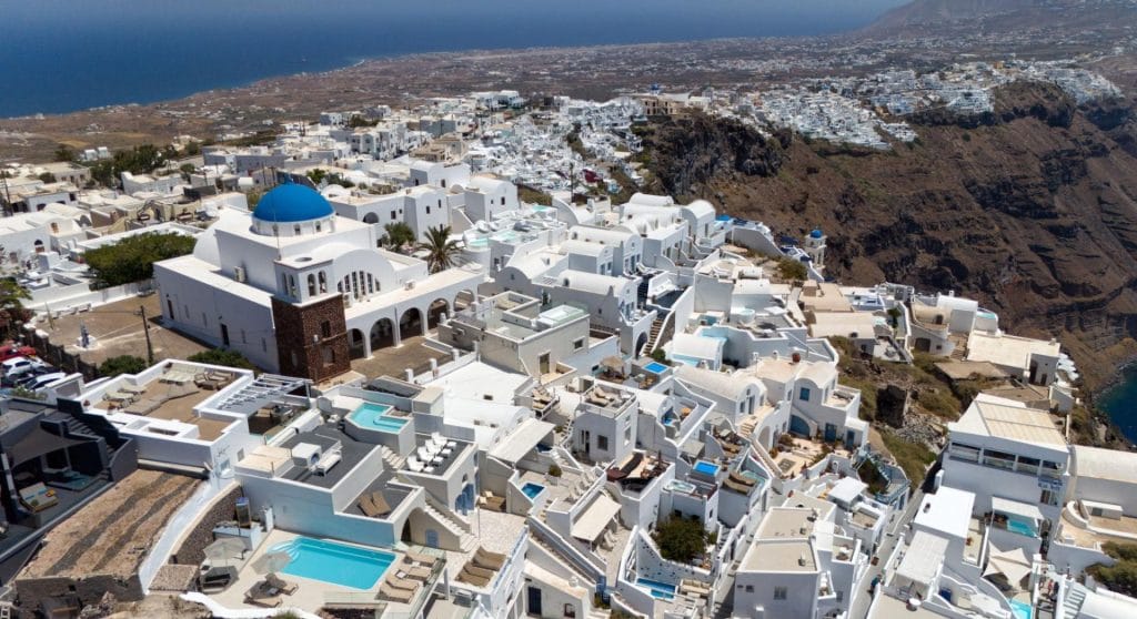 passear entre fira e imerovigli