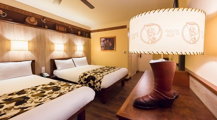hotel disney hotel cheyenne