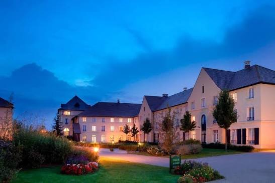 hotel campanille